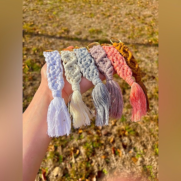 Boho braided keychains - Picture 7 of 12